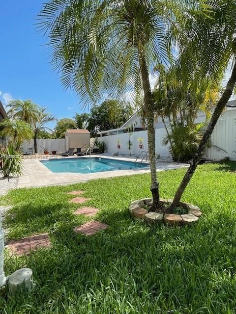 Backyard, Exterior, Pool