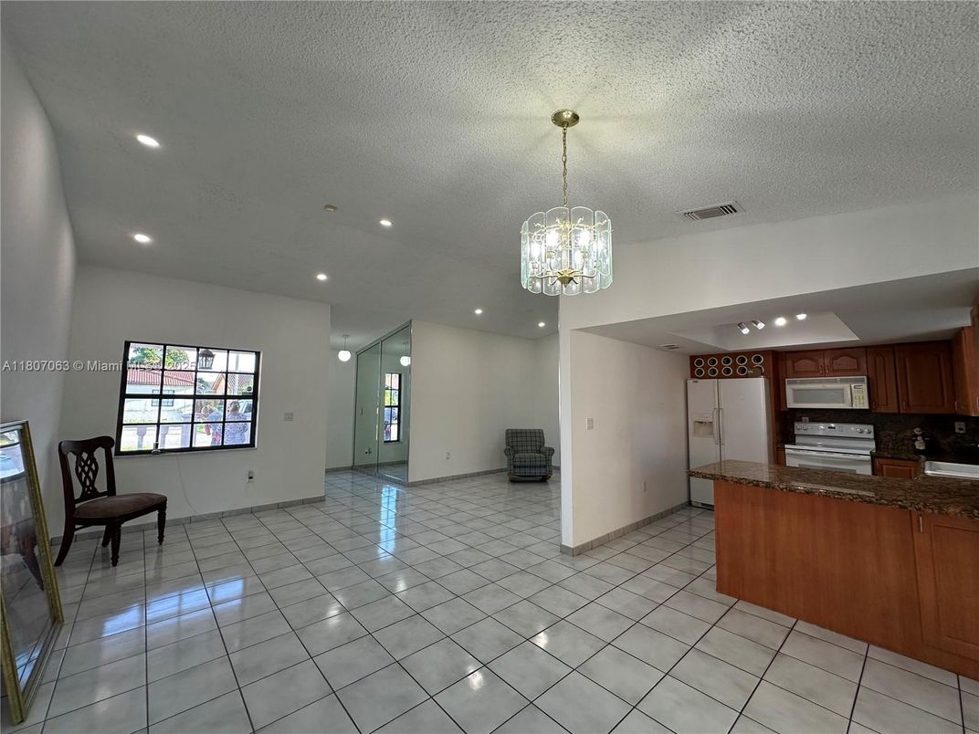 Chandelier, Interior, Kitchen, Pendant Lights, Recessed Lighting, Stainless Steel Appliances