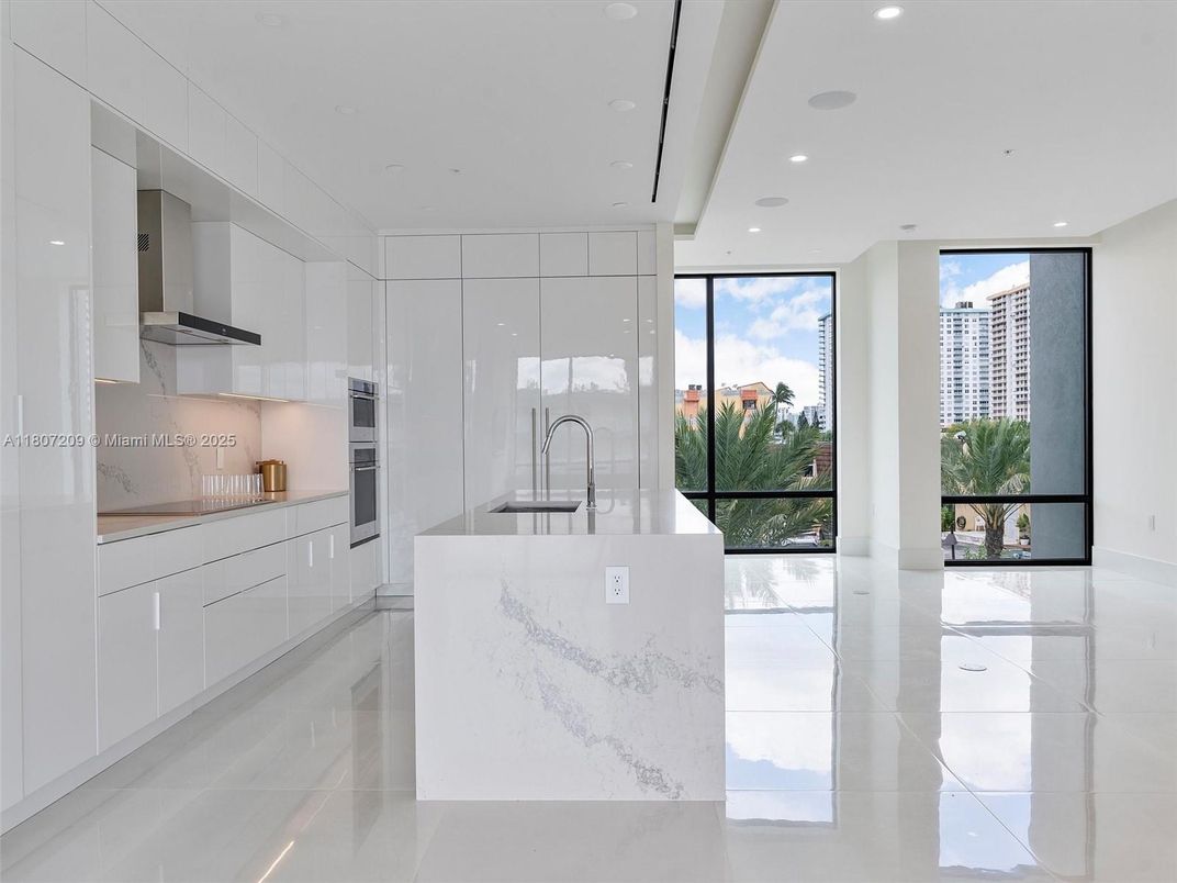 Interior, Kitchen, Recessed Lighting