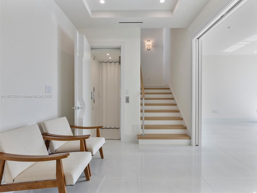 Interior, Recessed Lighting