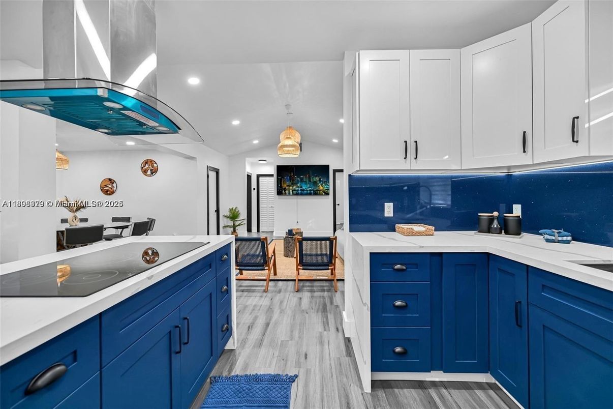 Interior, Kitchen, Pendant Lights, Recessed Lighting, Wood Texture Flooring