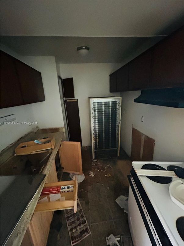 Dining room, Interior, Kitchen