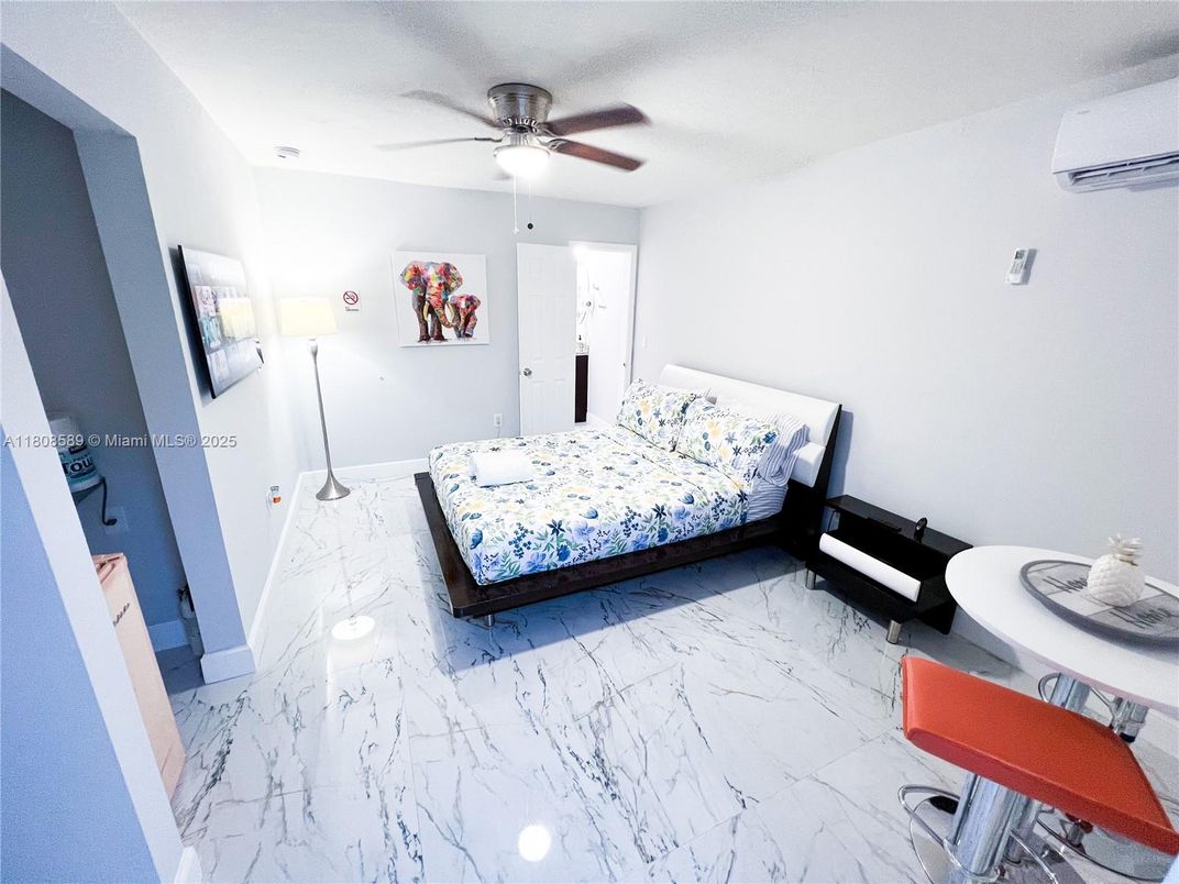 Bedroom, Interior, Marble