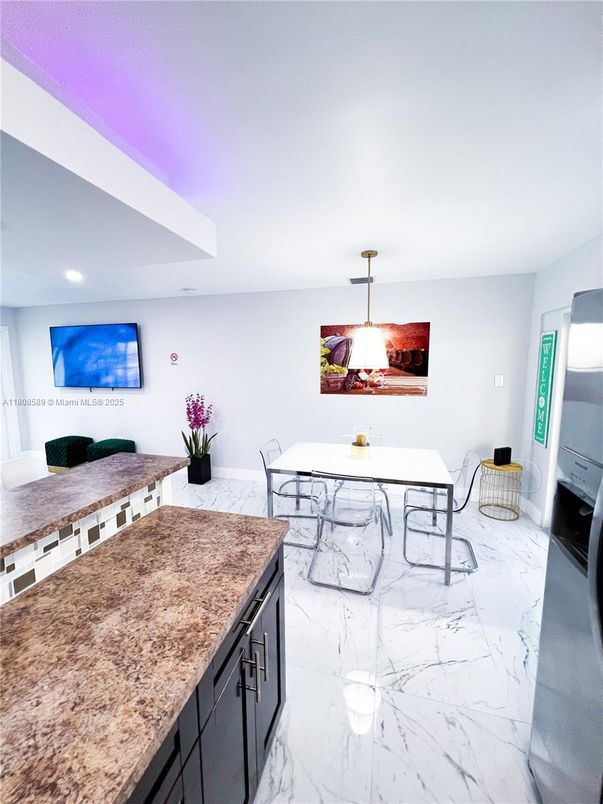 Dining room, Interior, Marble, Pendant Lights, Recessed Lighting