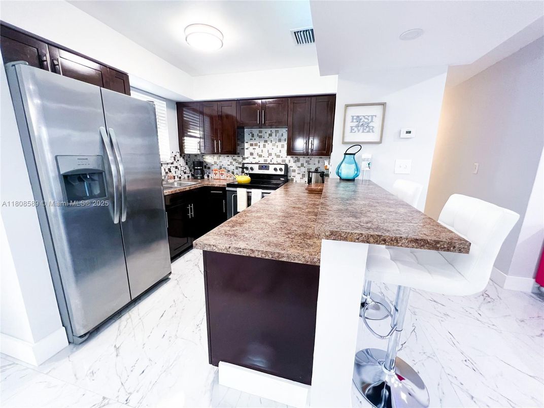 Interior, Kitchen, Marble, Stainless Steel Appliances
