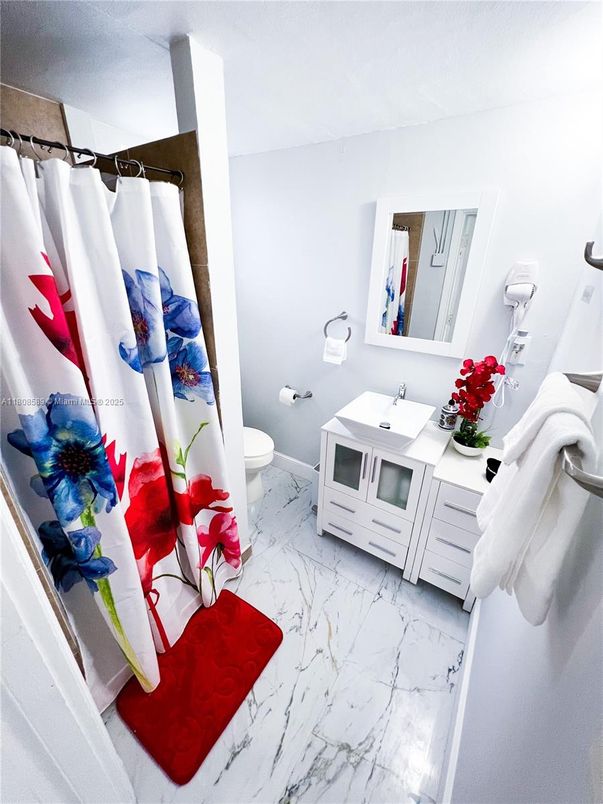 Bathroom, Interior, Marble