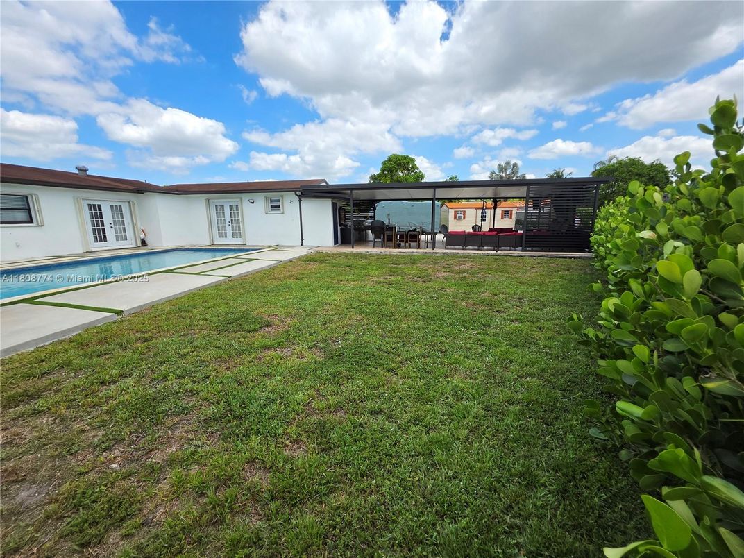 Backyard, Exterior, Pool