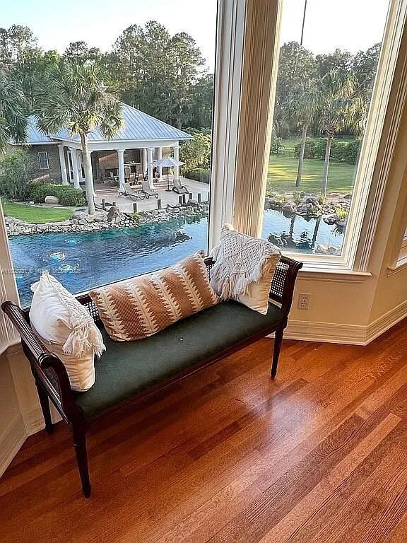 Interior, Sun Room, Water, Wood Texture Flooring