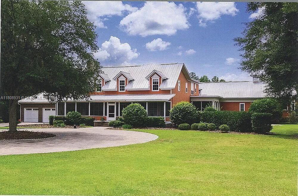 Attached, Backyard, Exterior, Facade, Brick Facade, Farmhouse