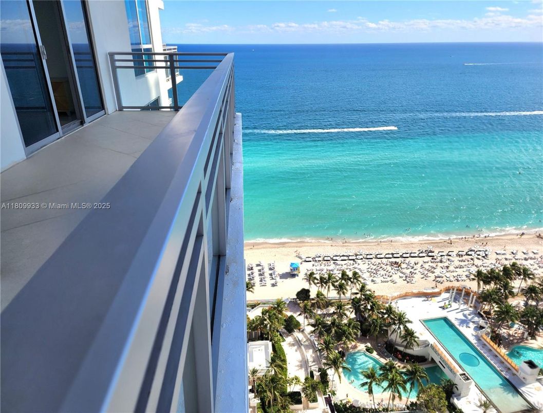 Water, Exterior, Pool, Other