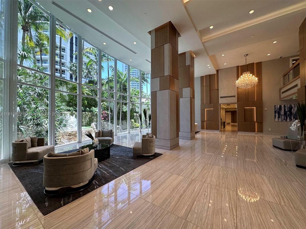 Chandelier, Interior, Recessed Lighting