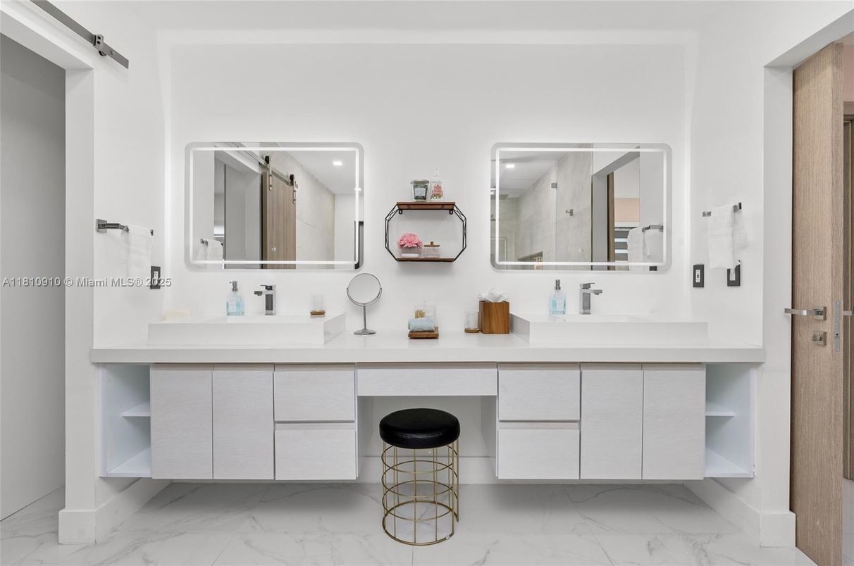 Bathroom, Dual Sink Vanities, Interior, Marble, Recessed Lighting