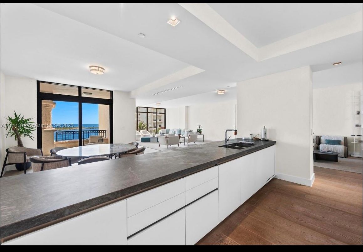 Dining room, Interior, Living room, Recessed Lighting, Water, Wood Texture Flooring