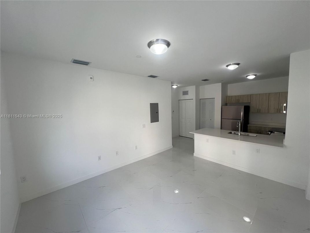 Empty room, Interior, Kitchen