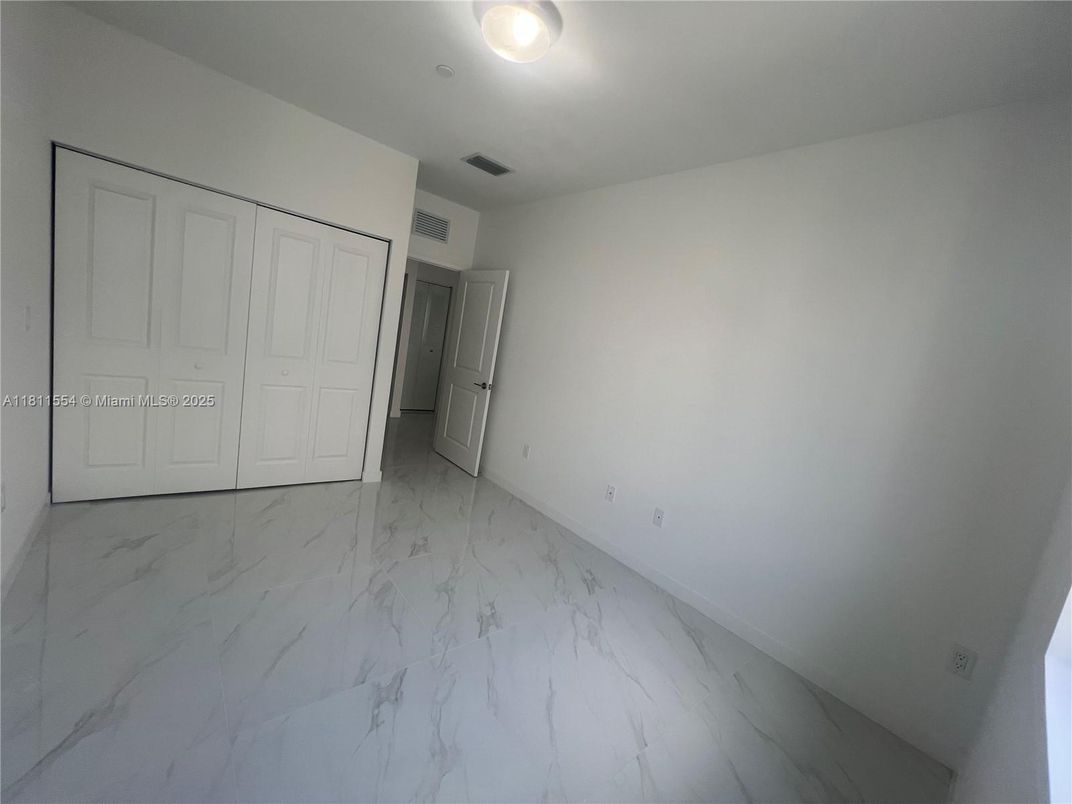 Empty room, Interior, Marble