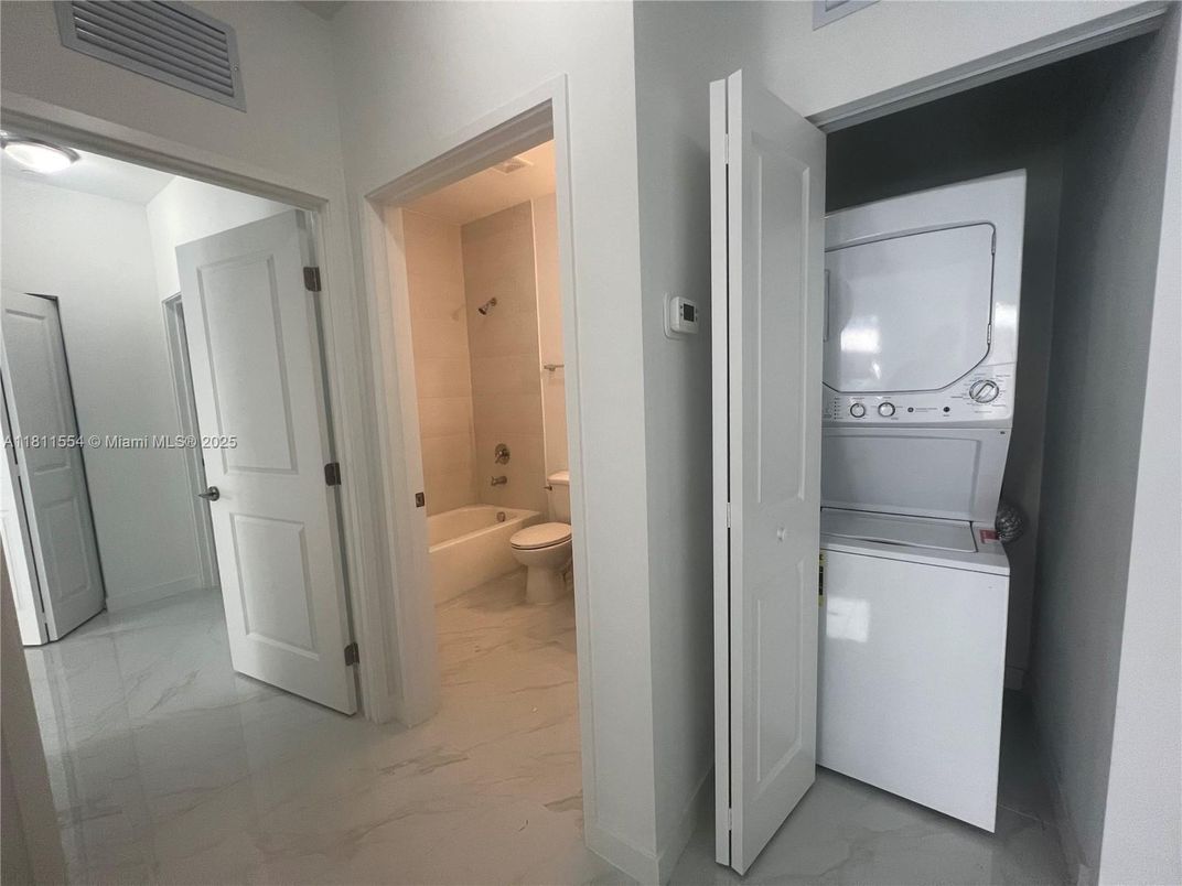 Bathroom, Interior, Marble, Utility Closets, Washer