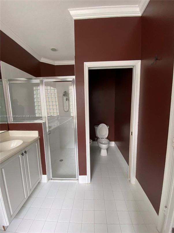 Bathroom, Glass Shower, Interior