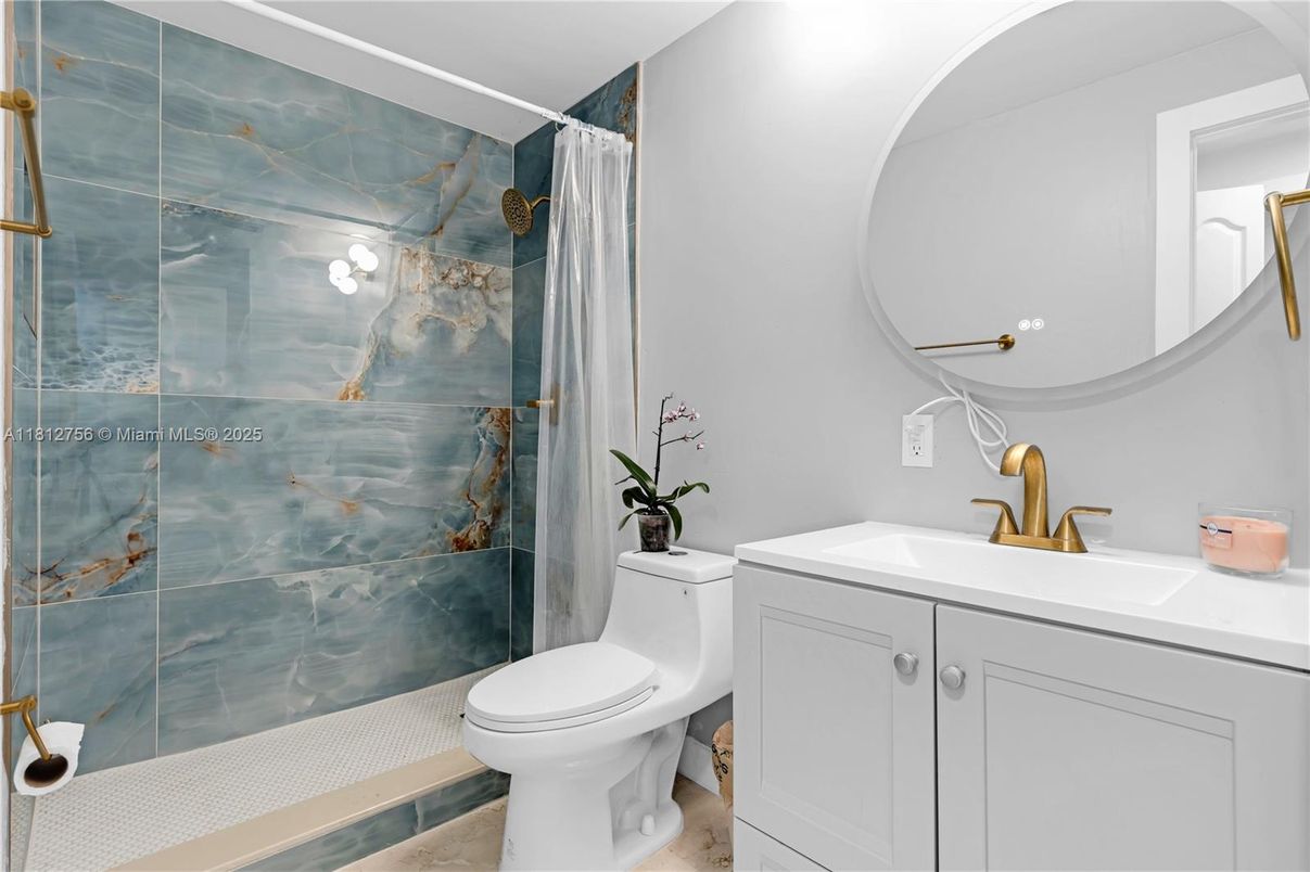 Bathroom, Glass Shower, Interior