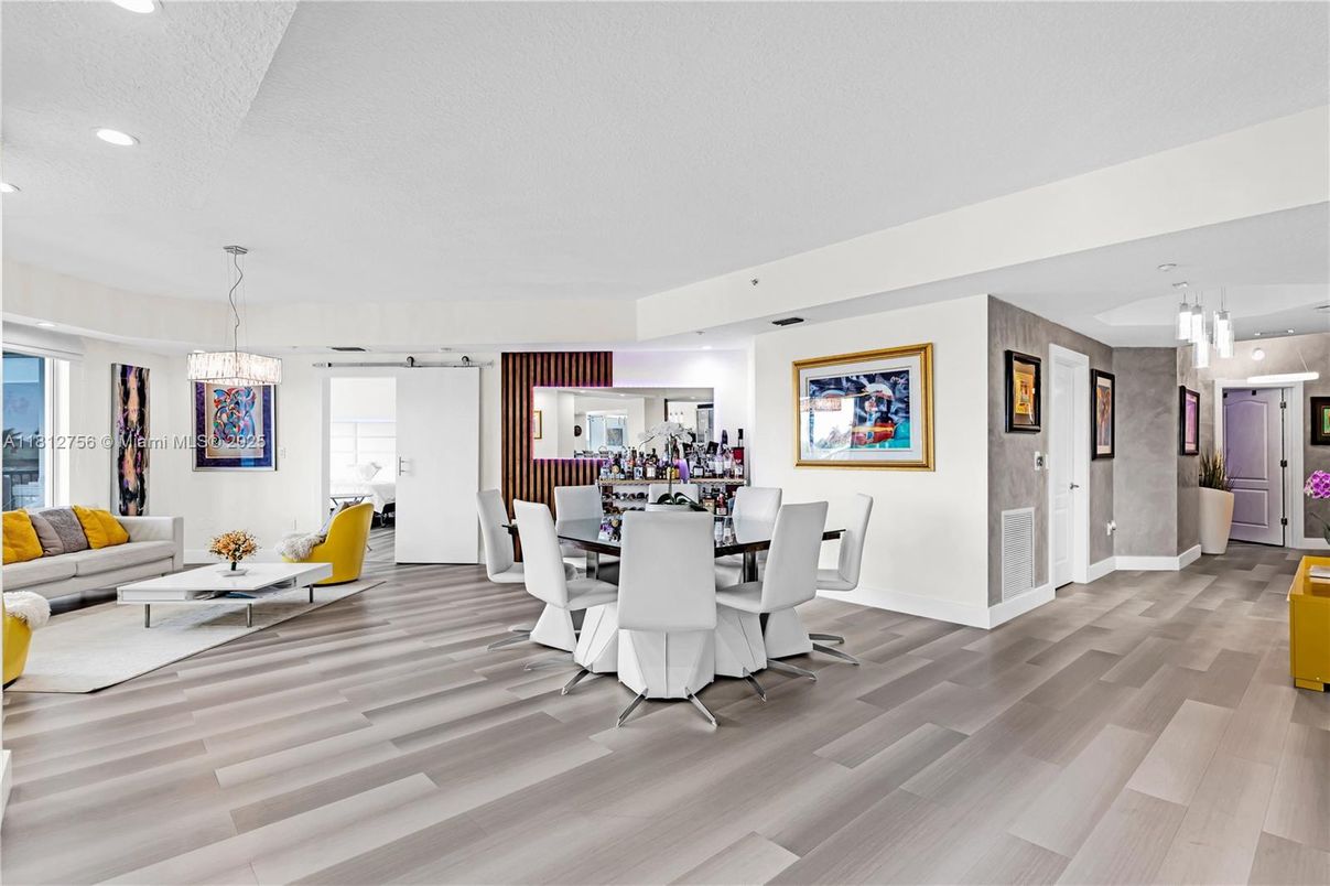 Chandelier, Dining room, Interior, Living room, Pendant Lights, Recessed Lighting, Wood Texture Flooring