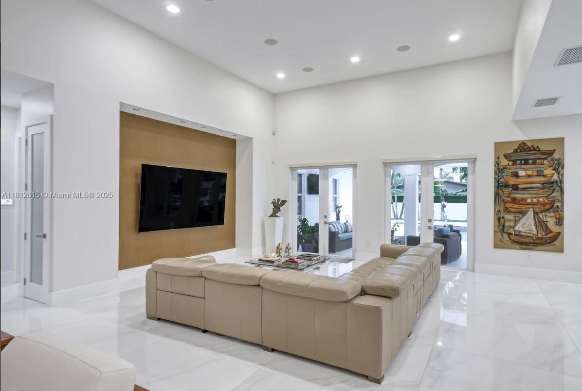 Interior, Living room, Recessed Lighting