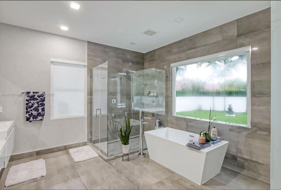 Bathroom, Free Standing Baths, Glass Shower, Interior, Recessed Lighting