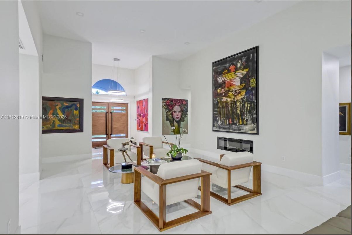 Interior, Living room, Marble, Pendant Lights