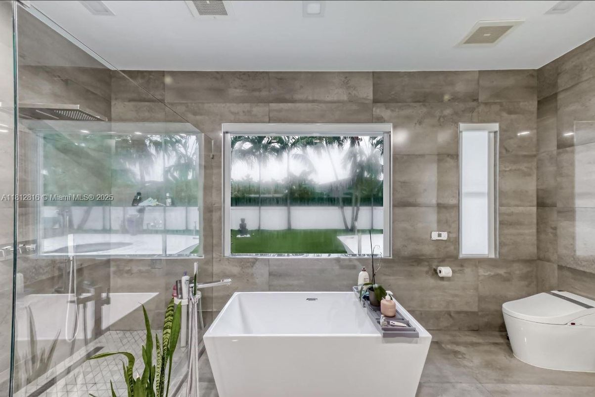 Bathroom, Free Standing Baths, Glass Shower, Interior