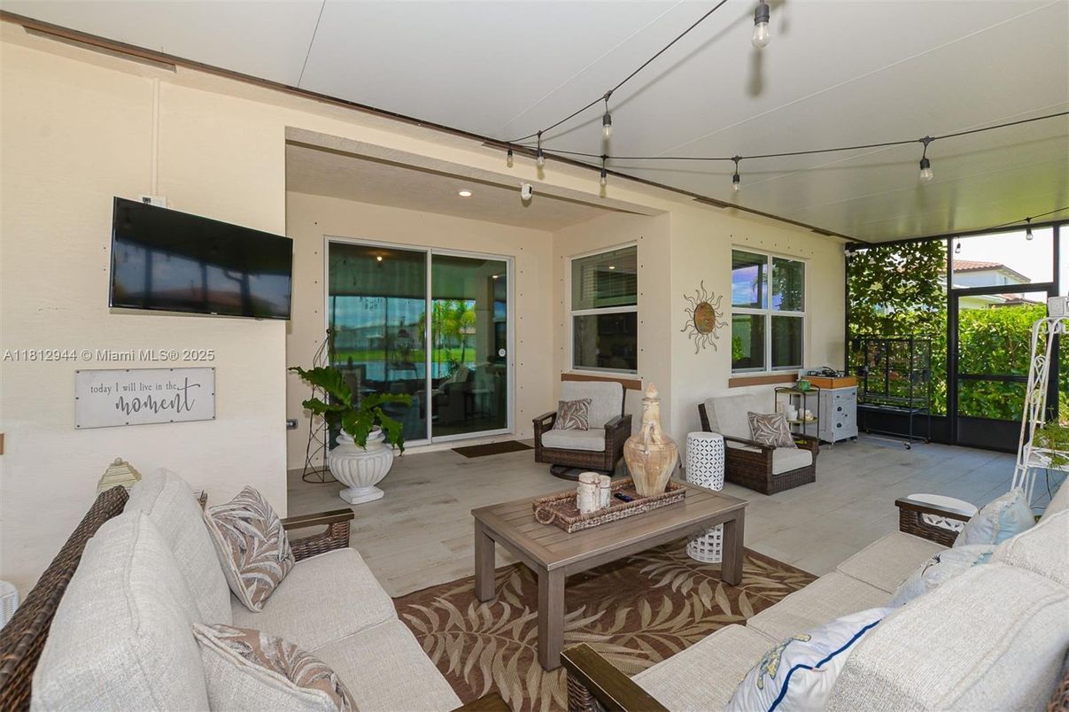 Interior, Living room