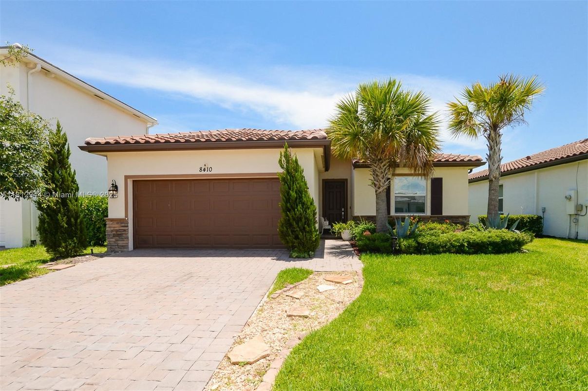 Attached, Backyard, Exterior, Facade, Mediterranean