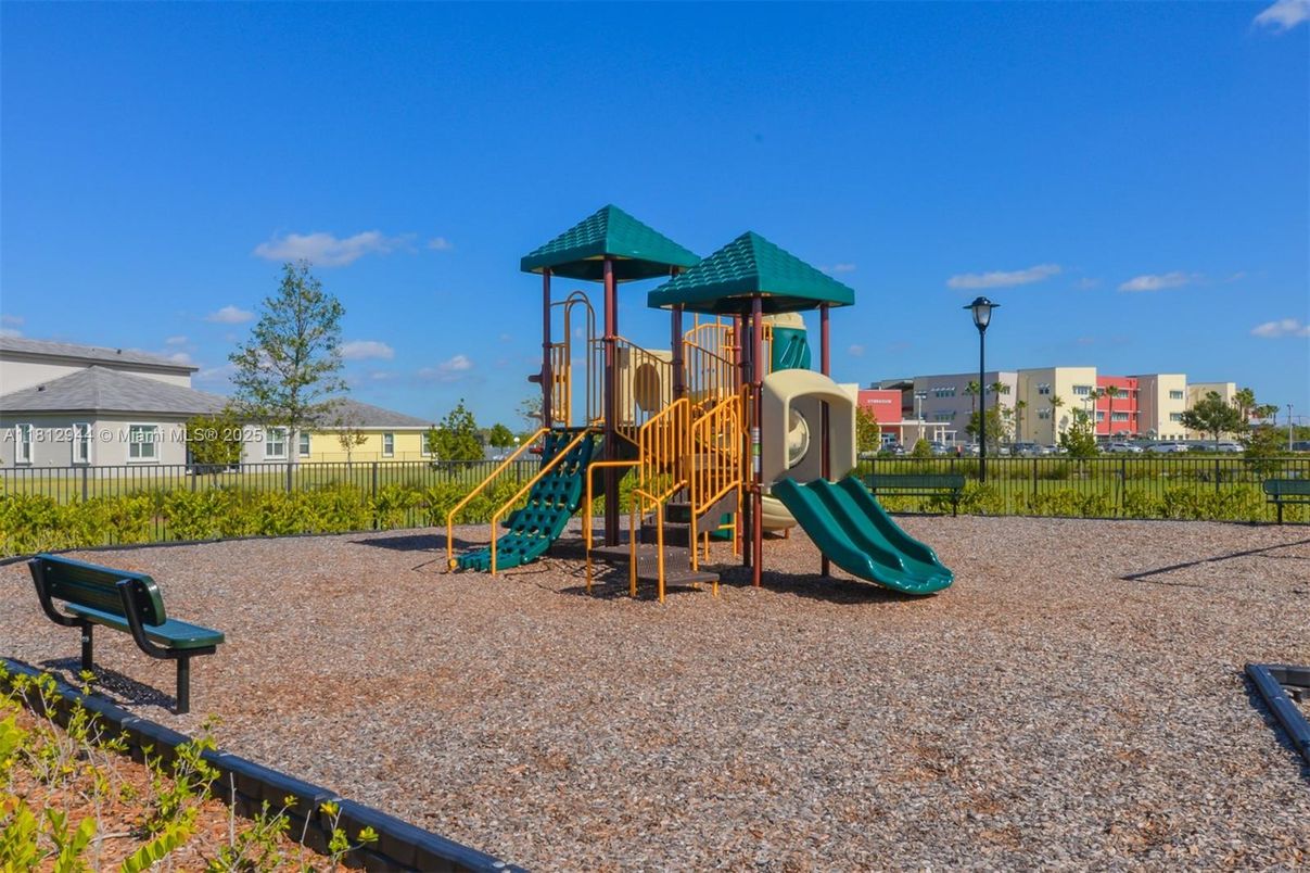 Backyard, Exterior, Playground