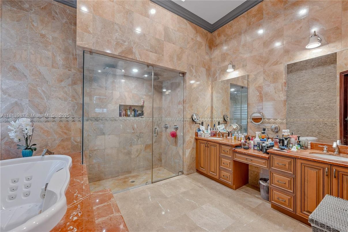 Bathroom, Dual Sink Vanities, Glass Shower, Interior, Recessed Lighting