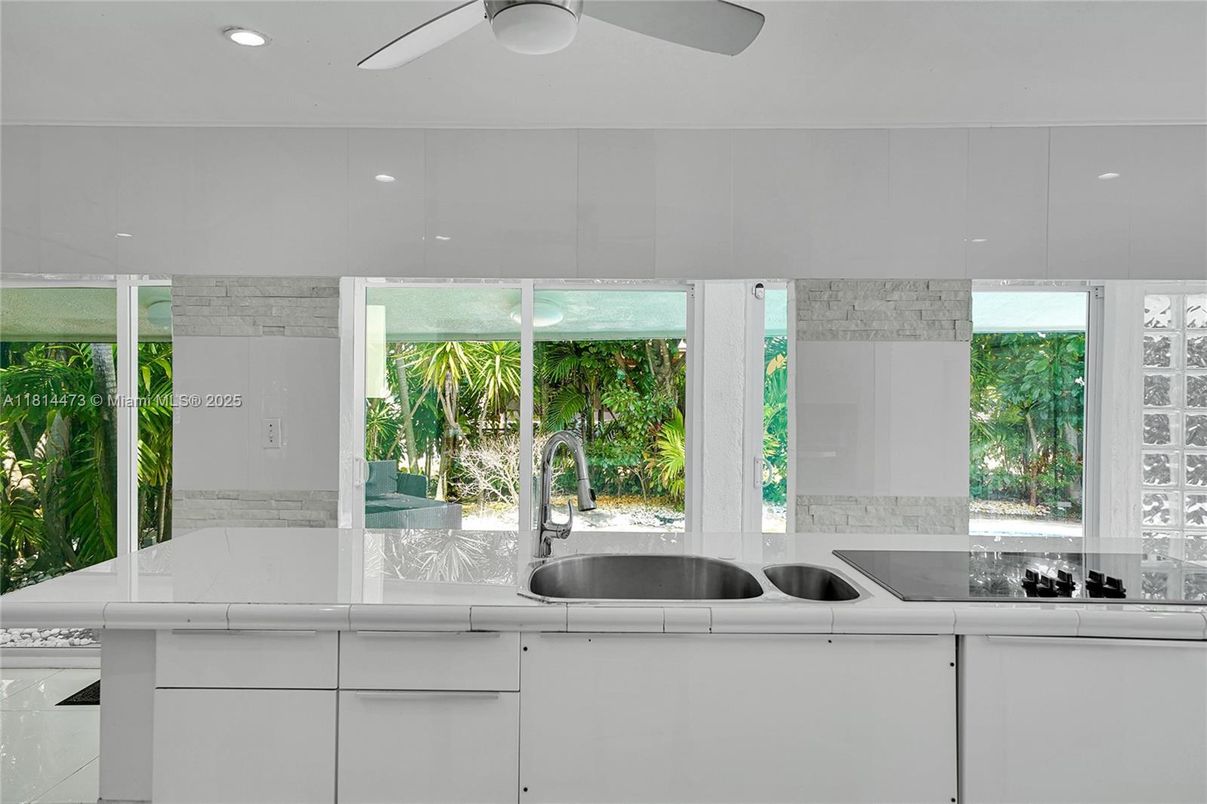 Interior, Kitchen, Recessed Lighting