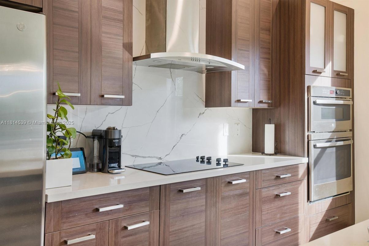 Interior, Kitchen, Marble Walls, Stainless Steel Appliances