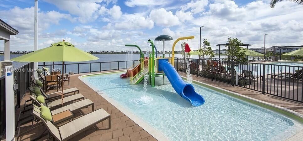 Exterior, Playground, Pool, Water