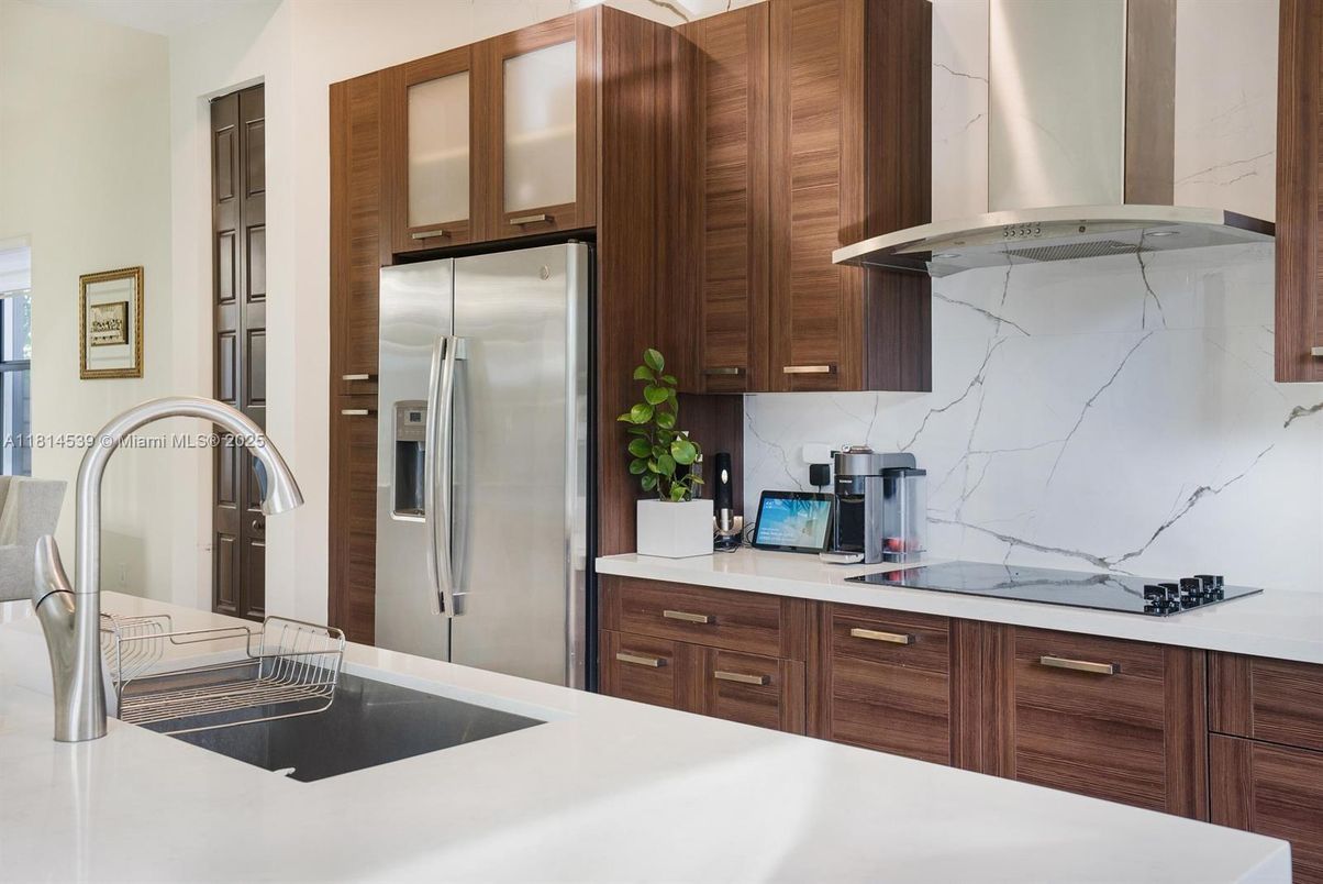 Interior, Kitchen, Marble Walls, Stainless Steel Appliances