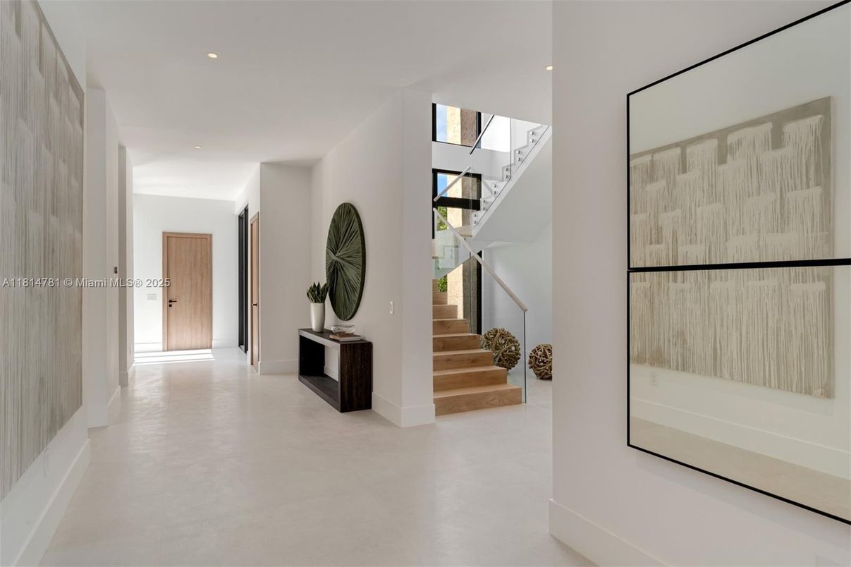 Interior, Recessed Lighting