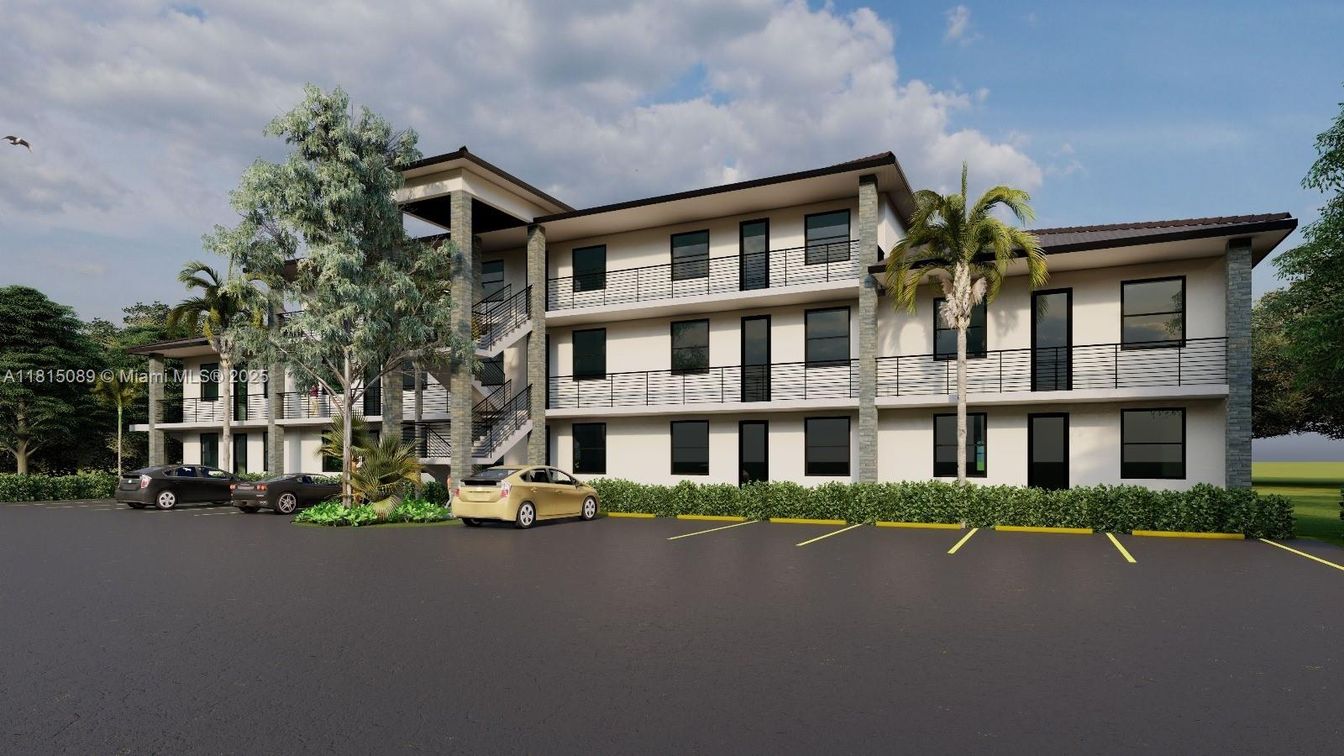 Exterior, Facade, Modern