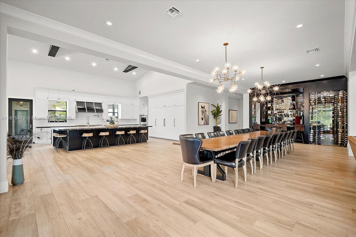 Chandelier, Dining room, Interior, Kitchen, Pendant Lights, Recessed Lighting, Wine Storage, Wood Texture Flooring