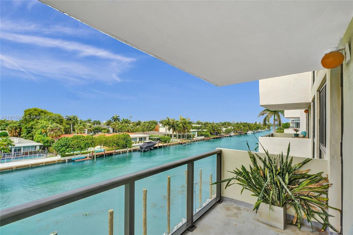 Water, Exterior, Pool, Other