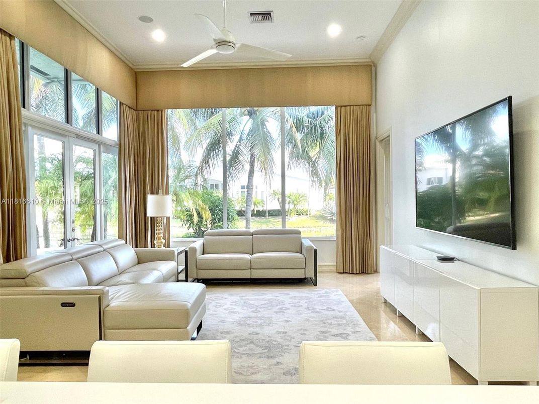 Interior, Living room, Recessed Lighting