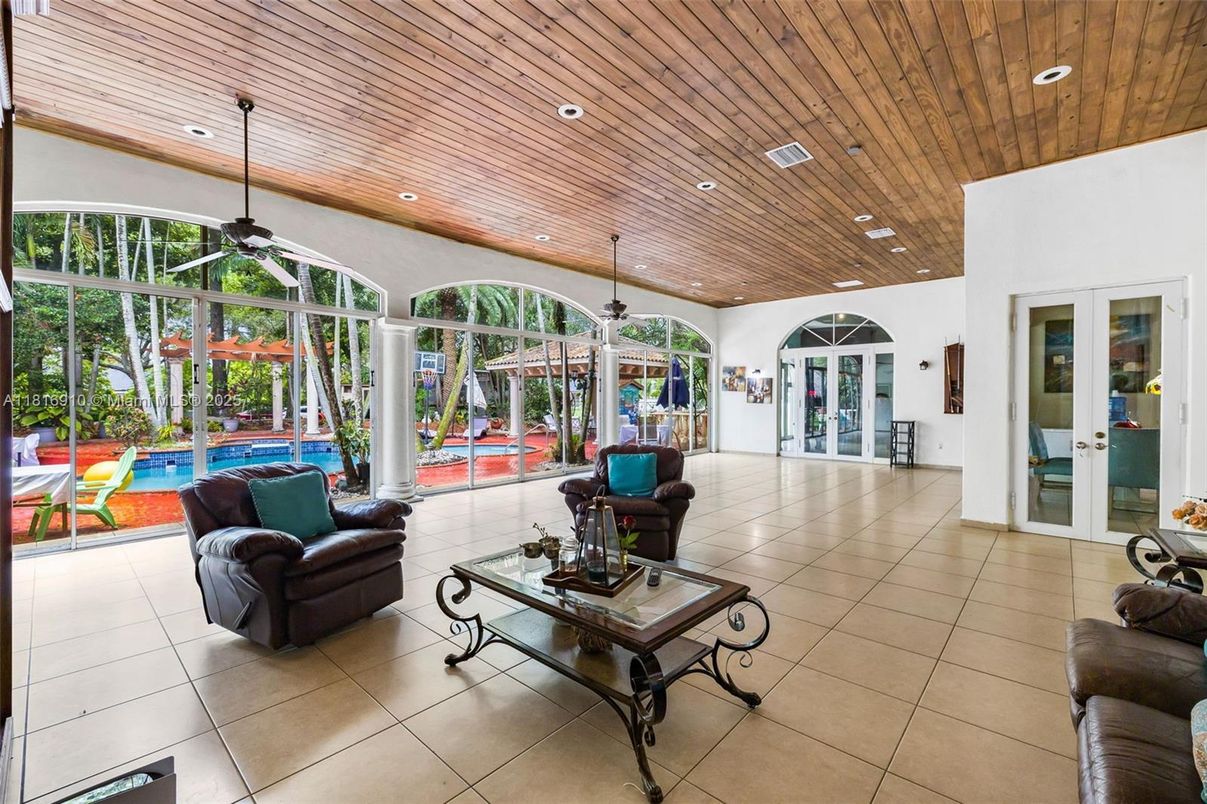 Interior, Living room, Recessed Lighting, Wooden Ceilings