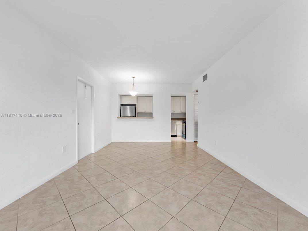 Empty room, Interior, Kitchen