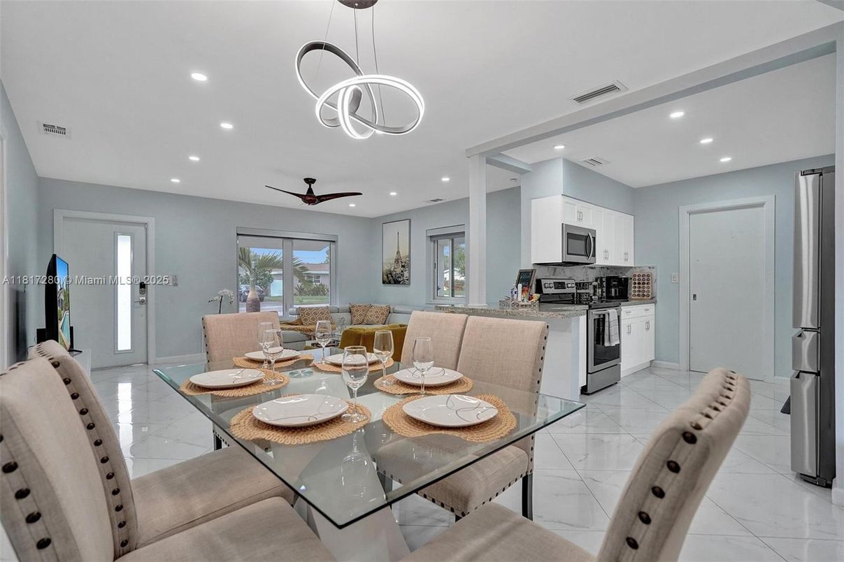 Dining room, Interior, Kitchen, Marble, Pendant Lights, Recessed Lighting, Stainless Steel Appliances