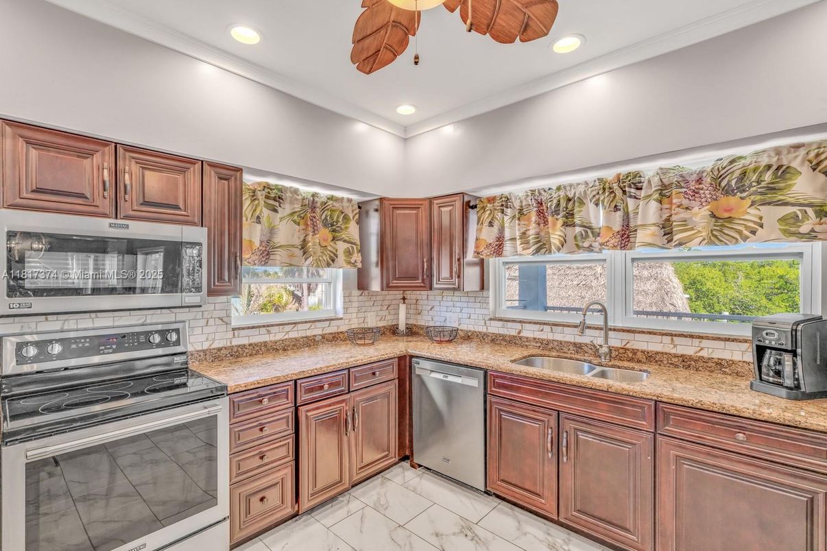 Interior, Kitchen, Marble, Recessed Lighting, Stainless Steel Appliances
