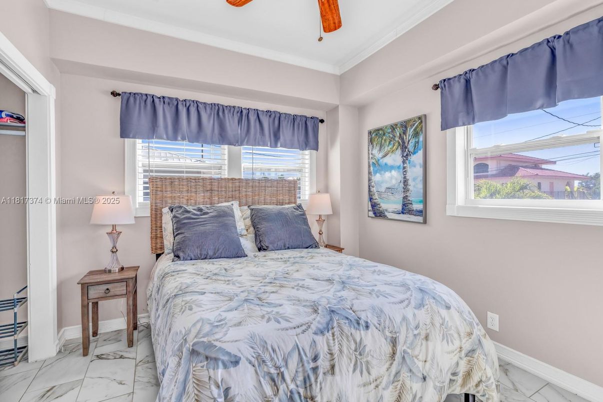 Bedroom, Interior, Marble