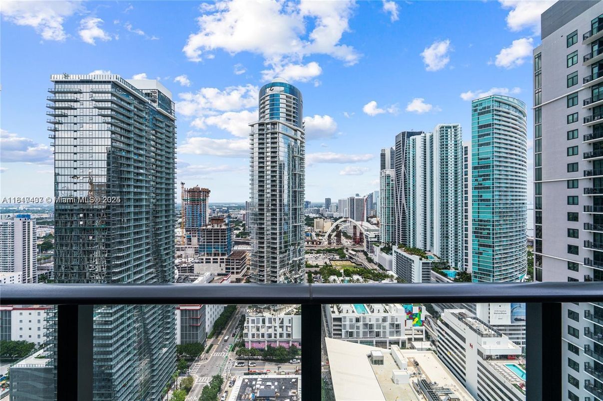 Exterior, Other, Skyline