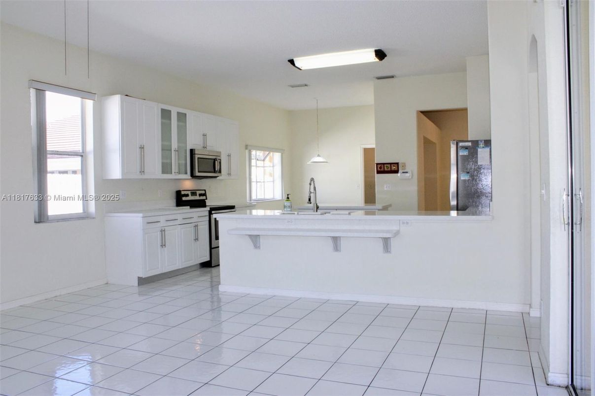 Interior, Kitchen, Pendant Lights