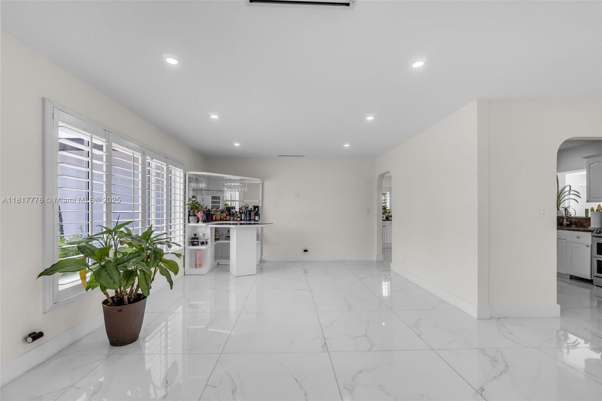 Interior, Marble, Recessed Lighting