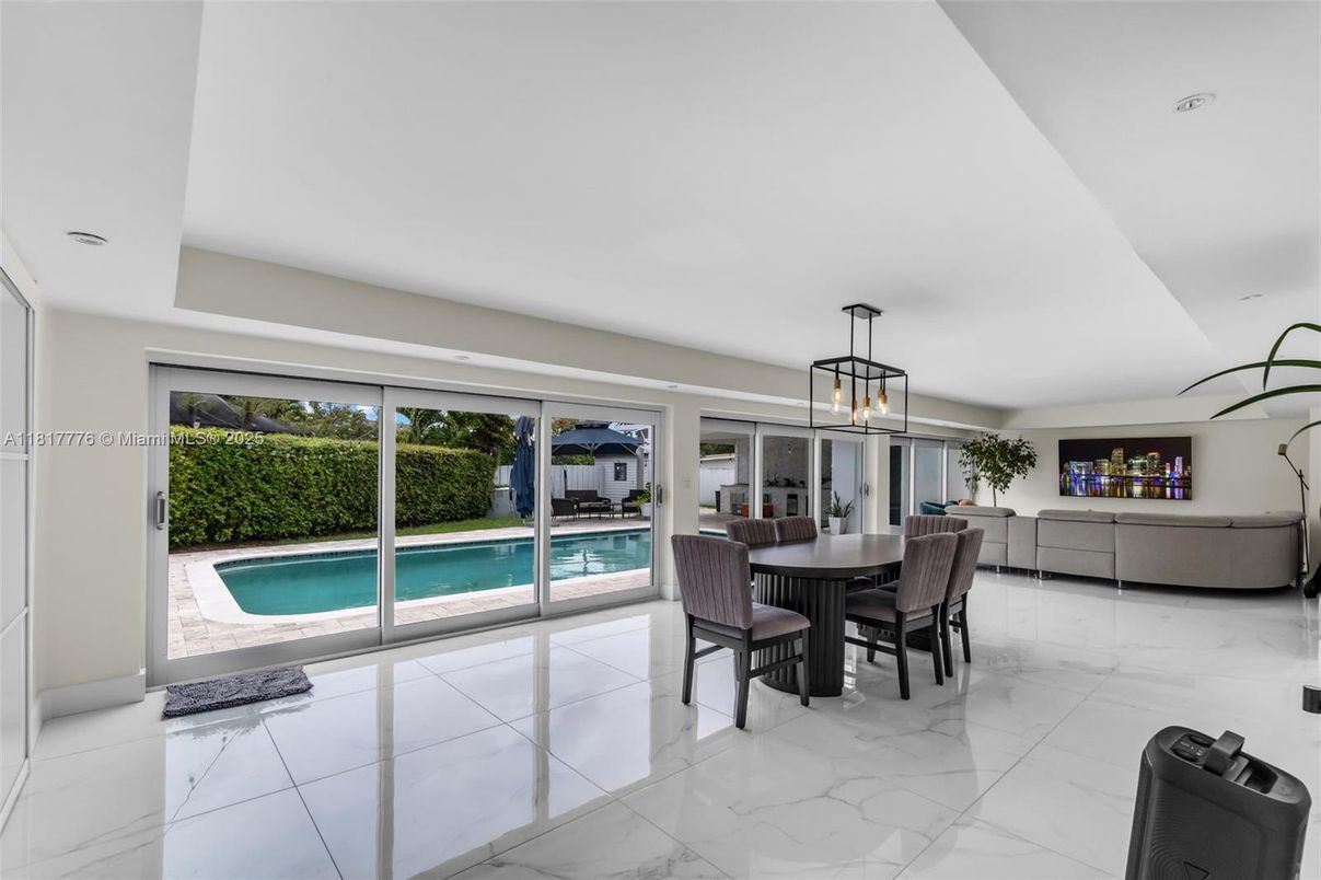 Dining room, Interior, Living room, Marble, Pendant Lights, Pool