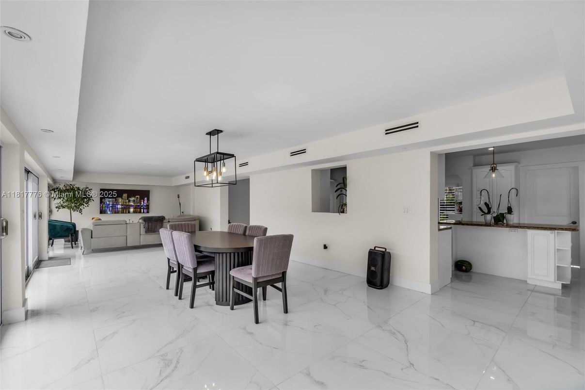 Dining room, Interior, Marble, Pendant Lights, Recessed Lighting